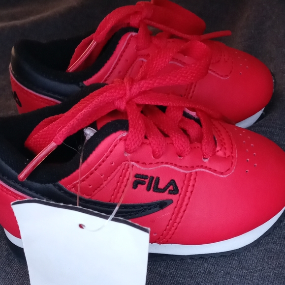 Shoes - Picture 2 of 3